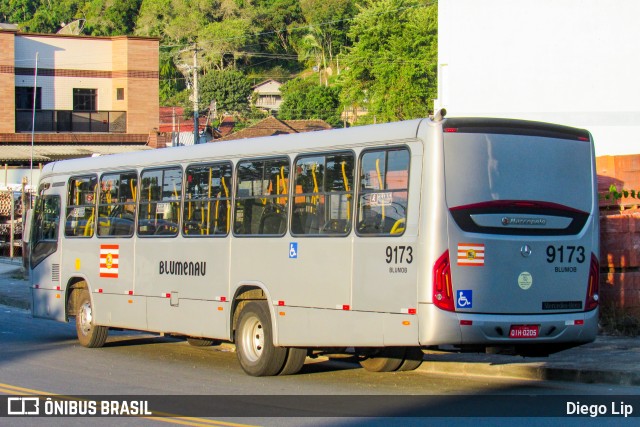 BluMob - Concessionária de Transporte Urbano de Blumenau 9173 na cidade de Blumenau, Santa Catarina, Brasil, por Diego Lip. Número da foto: #13080515.