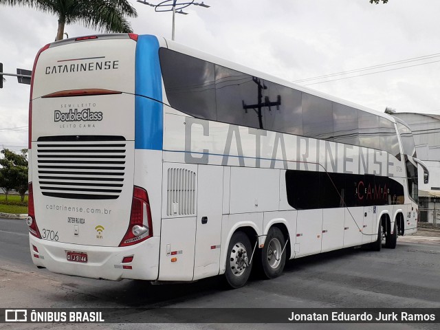 Auto Viação Catarinense 3706 na cidade de Itajaí, Santa Catarina, Brasil, por Jonatan Eduardo Jurk Ramos. Número da foto: #13077392.