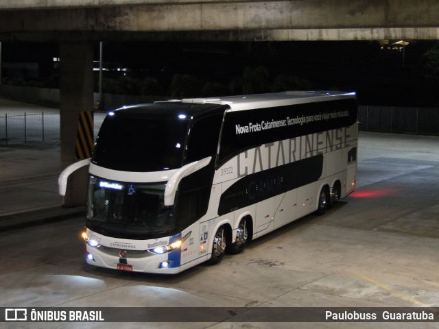 Auto Viação Catarinense 319322 na cidade de Curitiba, Paraná, Brasil, por Paulobuss  Guaratuba. Número da foto: #13079977.