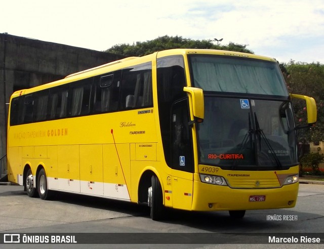 Viação Itapemirim 49039 na cidade de Curitiba, Paraná, Brasil, por Marcelo Riese. Número da foto: #13080285.