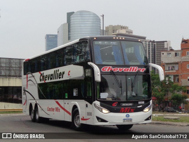 Chevallier 8698 na cidade de Ciudad Autónoma de Buenos Aires, Argentina, por Agustin SanCristobal1712. Número da foto: #13080207.