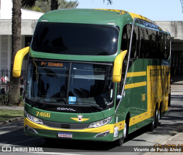 Expresso Princesa dos Campos 7466 na cidade de Curitiba, Paraná, Brasil, por Vicente de Paulo Alves. Número da foto: #13083196.