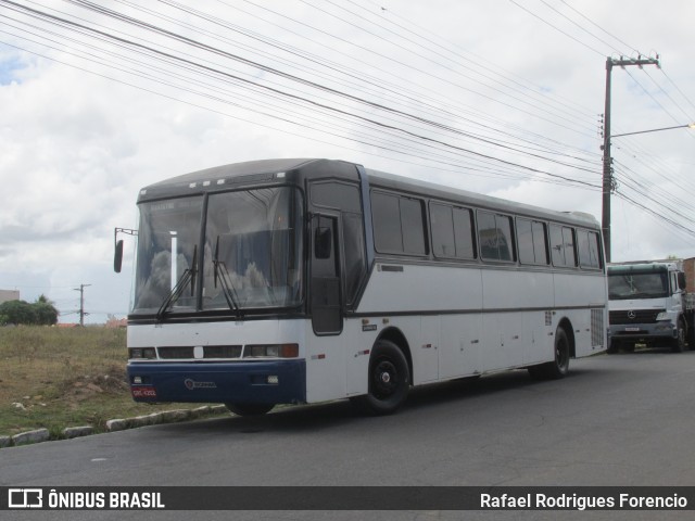 Ônibus Particulares GRE4202 na cidade de Propriá, Sergipe, Brasil, por Rafael Rodrigues Forencio. Número da foto: #13082040.