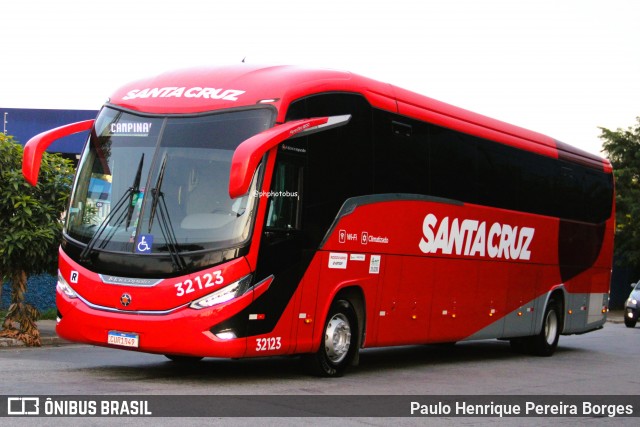 Viação Santa Cruz 32123 na cidade de Curitiba, Paraná, Brasil, por Paulo Henrique Pereira Borges. Número da foto: #13082661.