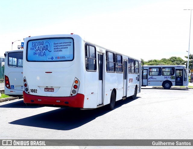 BTM - Bahia Transportes Metropolitanos 1002 na cidade de Salvador, Bahia, Brasil, por Guilherme Santos. Número da foto: #13081235.