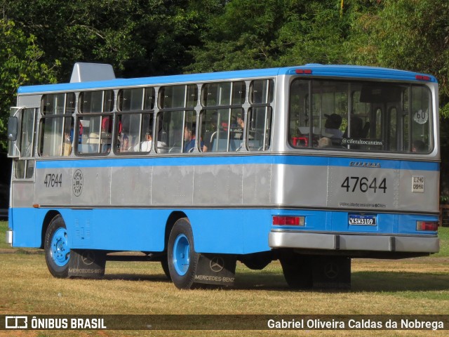 Ônibus Particulares 47644 na cidade de Artur Nogueira, São Paulo, Brasil, por Gabriel Oliveira Caldas da Nobrega. Número da foto: #13080788.