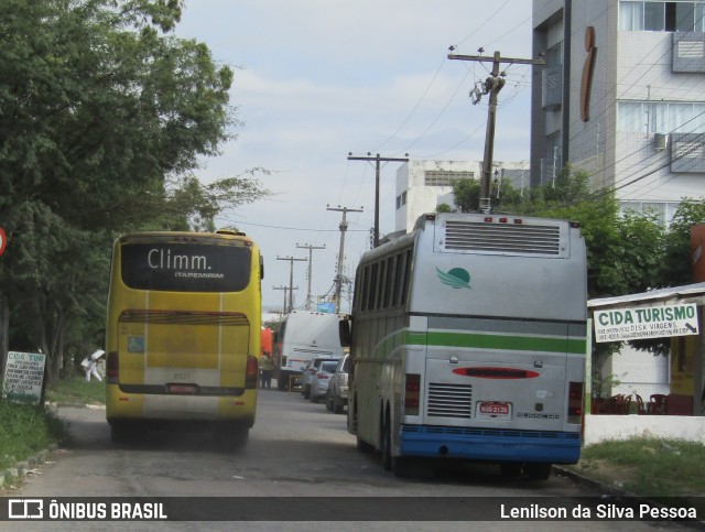 Ônibus Particulares 2126 na cidade de Caruaru, Pernambuco, Brasil, por Lenilson da Silva Pessoa. Número da foto: #13085911.