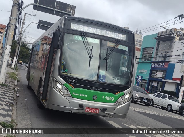 Viação Santa Brígida 1 1699 na cidade de São Paulo, São Paulo, Brasil, por Rafael Lopes de Oliveira. Número da foto: #13084510.