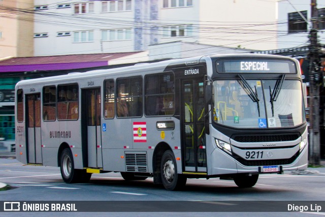 BluMob - Concessionária de Transporte Urbano de Blumenau 9211 na cidade de Blumenau, Santa Catarina, Brasil, por Diego Lip. Número da foto: #13084924.