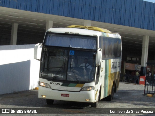 Empresa Gontijo de Transportes 12095 na cidade de Caruaru, Pernambuco, Brasil, por Lenilson da Silva Pessoa. Número da foto: #13085944.