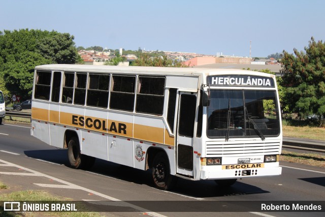 Prefeitura Municipal de Herculândia 0309 na cidade de Marília, São Paulo, Brasil, por Roberto Mendes. Número da foto: #13088611.
