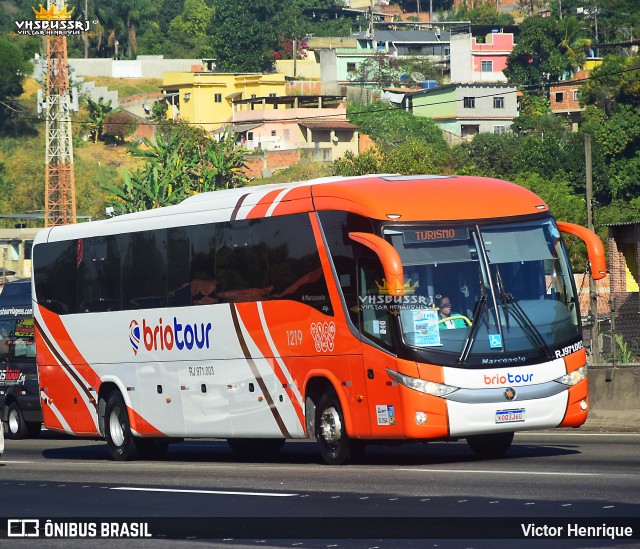 Briotour 1219 na cidade de Duque de Caxias, Rio de Janeiro, Brasil, por Victor Henrique. Número da foto: #13087903.