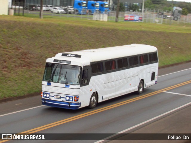 Ônibus Particulares 6I24 na cidade de Cascavel, Paraná, Brasil, por Felipe  Dn. Número da foto: #13088551.