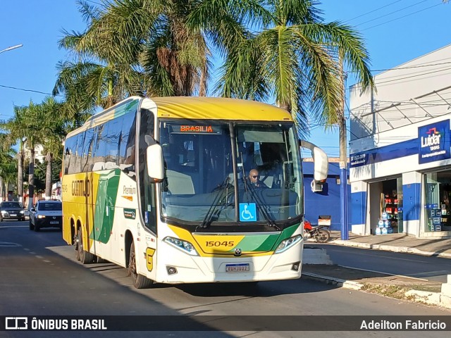 Empresa Gontijo de Transportes 15045 na cidade de Bom Despacho, Minas Gerais, Brasil, por Adeilton Fabricio. Número da foto: #13011753.