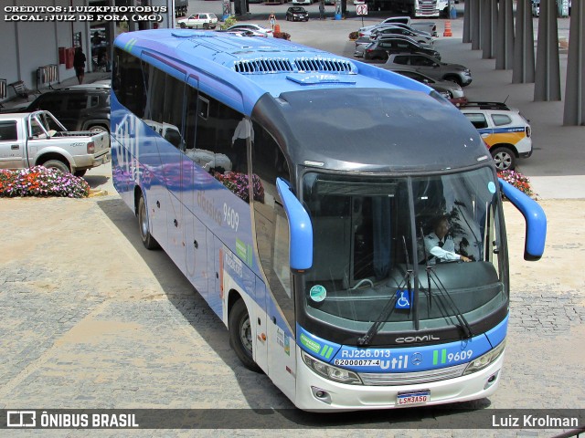 UTIL - União Transporte Interestadual de Luxo 9609 na cidade de Juiz de Fora, Minas Gerais, Brasil, por Luiz Krolman. Número da foto: #13013702.