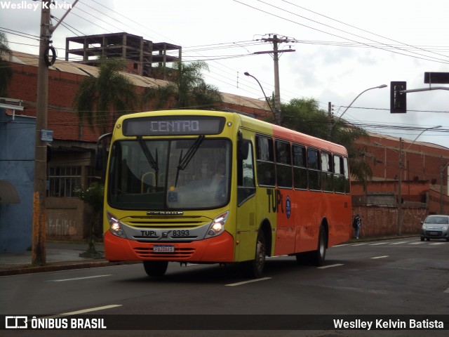 TUPi Transportes Urbanos Piracicaba 8393 na cidade de Piracicaba, São Paulo, Brasil, por Weslley Kelvin Batista. Número da foto: #13012012.
