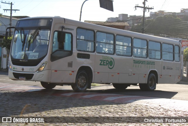 Trevitur Viagens 2312 na cidade de Leopoldina, Minas Gerais, Brasil, por Christian  Fortunato. Número da foto: #13088764.