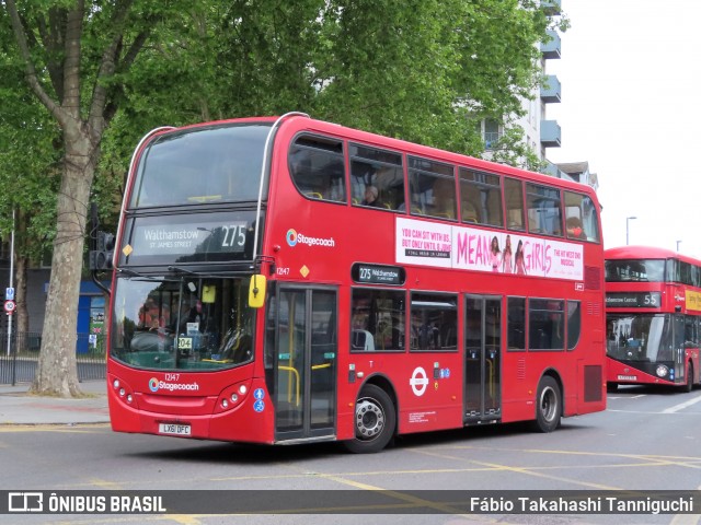 Stagecoach 12147 na cidade de Walthamstow, Greater London, Inglaterra, por Fábio Takahashi Tanniguchi. Número da foto: #13089581.