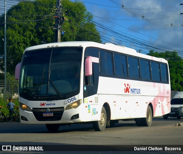 Transpassos 006 na cidade de Jaboatão dos Guararapes, Pernambuco, Brasil, por Daniel Cleiton  Bezerra. Número da foto: #13092577.