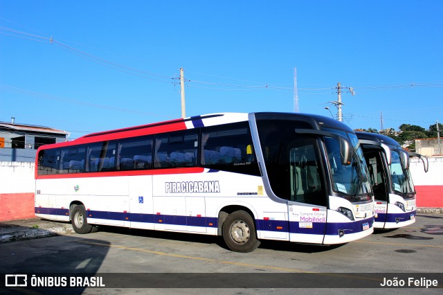 Viação Piracicabana 1698 na cidade de Cruzeiro, São Paulo, Brasil, por João Felipe. Número da foto: #13016225.