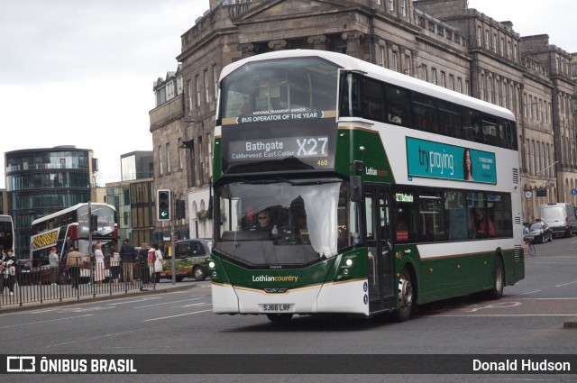 Lothian Buses 460 na cidade de Edinburgh, Edinburgh, Escócia, por Donald Hudson. Número da foto: #13014530.