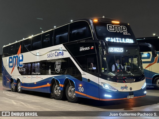 Pullman Eme Bus 130 na cidade de Santiago, Santiago, Metropolitana de Santiago, Chile, por Juan Guillermo Pacheco S.. Número da foto: #13013909.