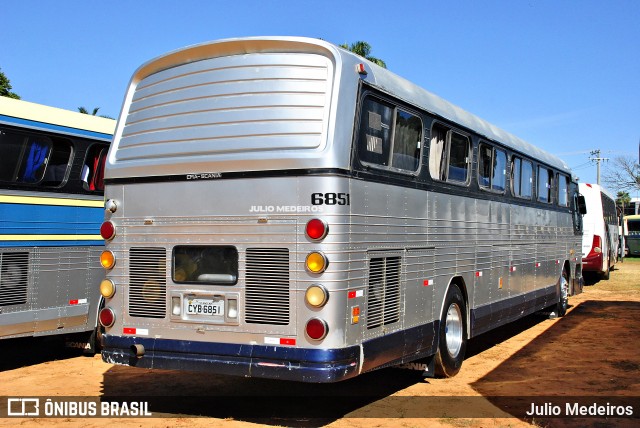 Ônibus Particulares 6851 na cidade de Artur Nogueira, São Paulo, Brasil, por Julio Medeiros. Número da foto: #13014929.