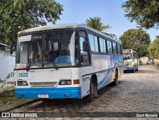 Ônibus Particulares 2600 na cidade de Mucuri, Bahia, Brasil, por Davi Novais. Número da foto: #13016116.