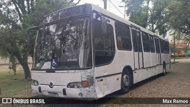 Ônibus Particulares 2621 na cidade de Porto Alegre, Rio Grande do Sul, Brasil, por Max Ramos. Número da foto: #13017510.