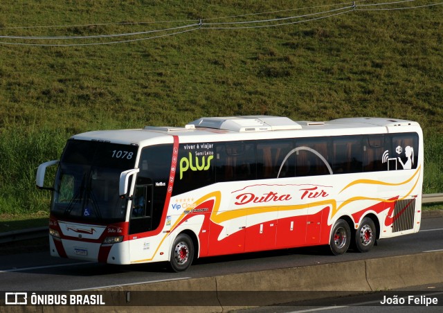 Dutra Tur 1078 na cidade de Canas, São Paulo, Brasil, por João Felipe. Número da foto: #13017415.