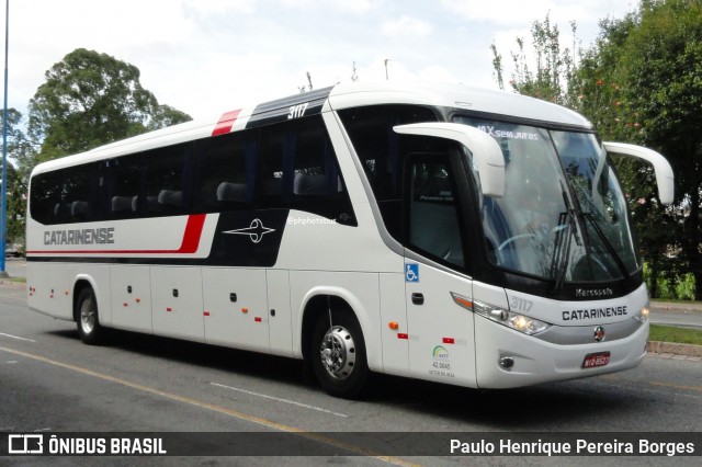 Auto Viação Catarinense 3117 na cidade de Curitiba, Paraná, Brasil, por Paulo Henrique Pereira Borges. Número da foto: #13018180.