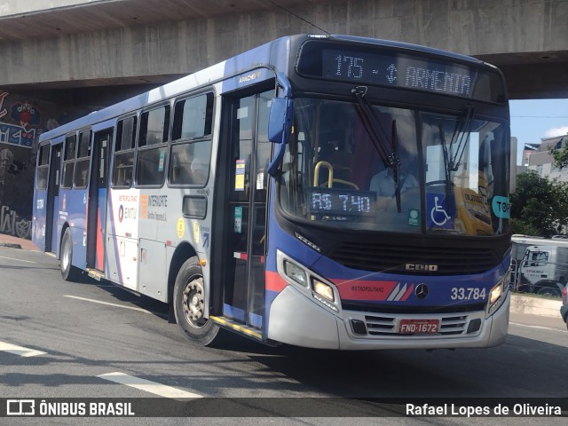 Guarulhos Transportes 33.784 na cidade de São Paulo, São Paulo, Brasil, por Rafael Lopes de Oliveira. Número da foto: #13021755.