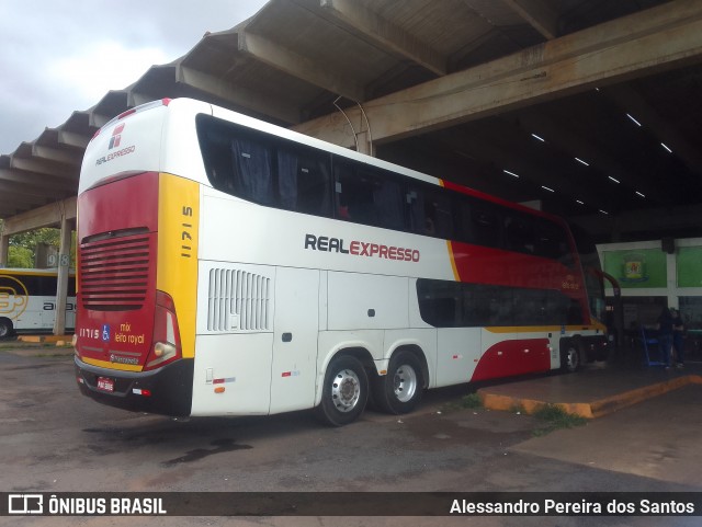 Real Expresso 11715 na cidade de Araguari, Minas Gerais, Brasil, por Alessandro Pereira dos Santos. Número da foto: #13019242.