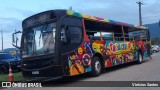 Ônibus Particulares 8404 na cidade de Ubatuba, São Paulo, Brasil, por Vinícius Santos. Número da foto: #:id.