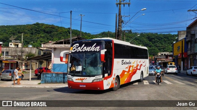 Bolonha Turismo 5670 na cidade de Guarujá, São Paulo, Brasil, por Jean Gu. Número da foto: #13022403.
