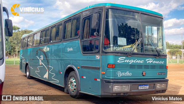 Ônibus Particulares 2500 na cidade de Artur Nogueira, São Paulo, Brasil, por Vinicius Matos. Número da foto: #13022441.