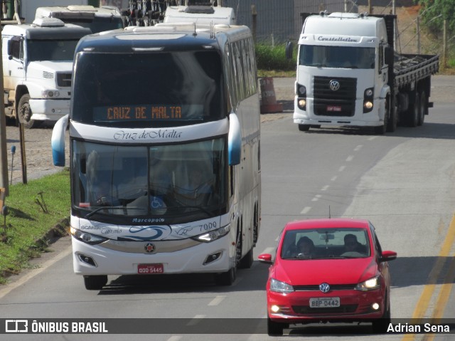 Viação Cruz de Malta Turismo 7000 na cidade de João Monlevade, Minas Gerais, Brasil, por Adrian Sena. Número da foto: #13023272.