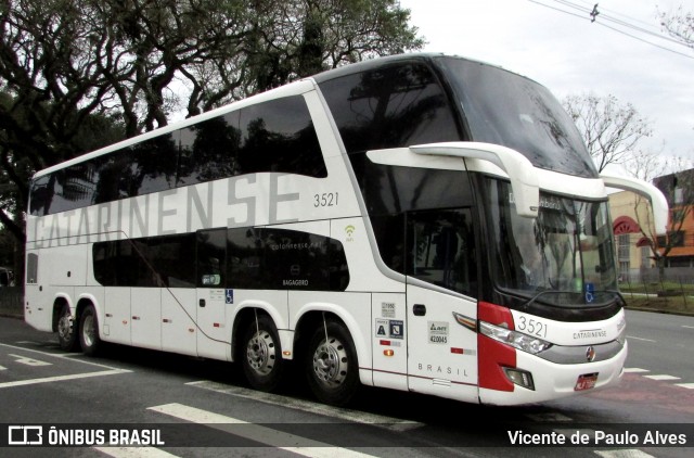 Auto Viação Catarinense 3521 na cidade de Curitiba, Paraná, Brasil, por Vicente de Paulo Alves. Número da foto: #13023115.