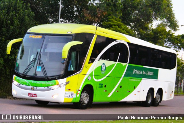 Expresso Princesa dos Campos 6437 na cidade de Curitiba, Paraná, Brasil, por Paulo Henrique Pereira Borges. Número da foto: #13025816.