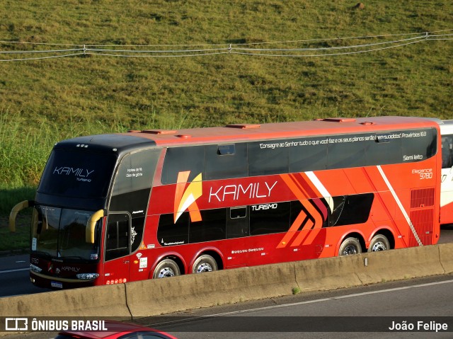 Kamily Turismo 9780 na cidade de Canas, São Paulo, Brasil, por João Felipe. Número da foto: #13026620.