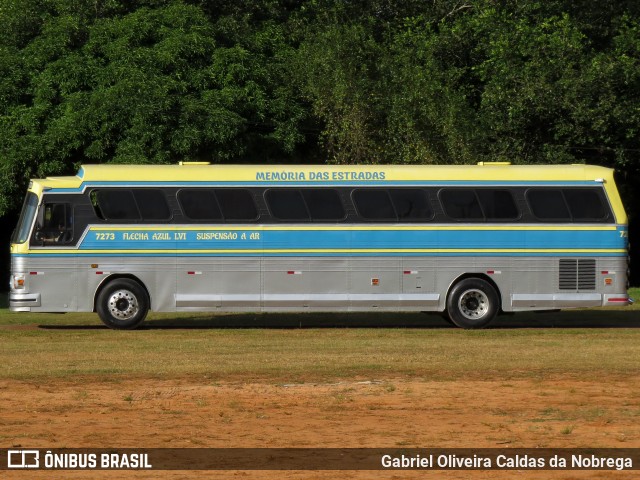 Ônibus Particulares 7273 na cidade de Artur Nogueira, São Paulo, Brasil, por Gabriel Oliveira Caldas da Nobrega. Número da foto: #13025627.