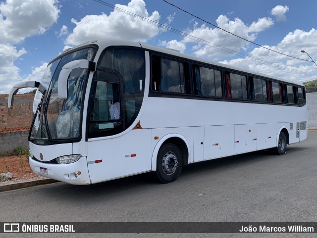 Ônibus Particulares  na cidade de Leandro Ferreira, Minas Gerais, Brasil, por João Marcos William. Número da foto: #13024960.