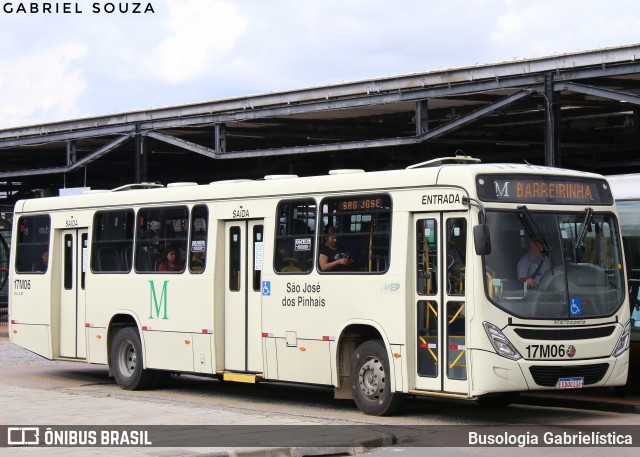 Auto Viação São José dos Pinhais 17M06 na cidade de Curitiba, Paraná, Brasil, por Busologia Gabrielística. Número da foto: #13026260.