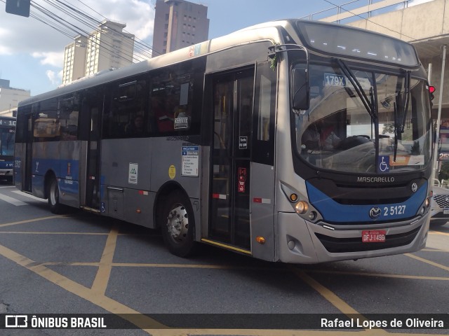 Cooperativa Fênix > Spencer Transporte 2 5127 na cidade de São Paulo, São Paulo, Brasil, por Rafael Lopes de Oliveira. Número da foto: #13028046.