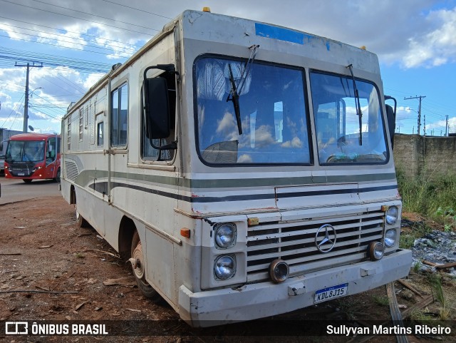 Motorhomes 8915 na cidade de Anápolis, Goiás, Brasil, por Sullyvan Martins Ribeiro. Número da foto: #13029979.