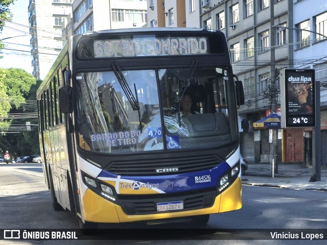 Auto Viação Três Amigos B44576 na cidade de Rio de Janeiro, Rio de Janeiro, Brasil, por Vinicius Lopes. Número da foto: #13027559.