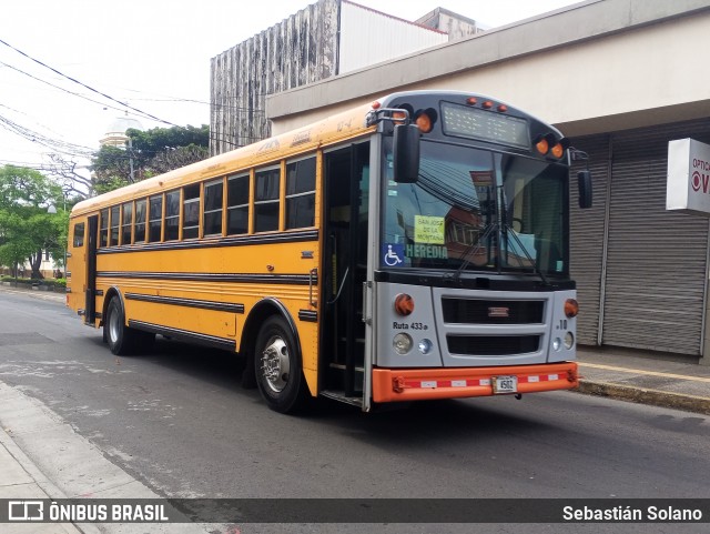 Transportes Del Norte 10 na cidade de Heredia, Heredia, Heredia, Costa Rica, por Sebastián Solano. Número da foto: #13030618.