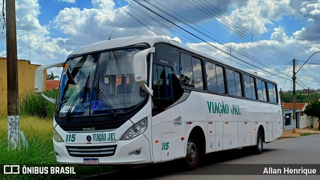 Viação JKL 115 na cidade de Paulínia, São Paulo, Brasil, por Allan Henrique. Número da foto: #13028116.