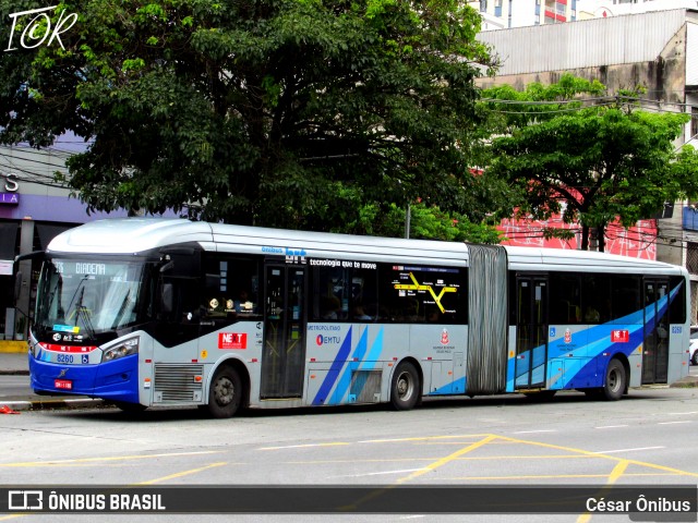 Next Mobilidade - ABC Sistema de Transporte 8260 na cidade de Diadema, São Paulo, Brasil, por César Ônibus. Número da foto: #13029723.