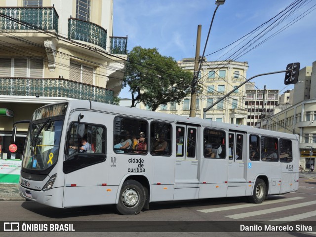 Expresso Azul JL335 na cidade de Curitiba, Paraná, Brasil, por Danilo Marcelo Silva. Número da foto: #13028106.